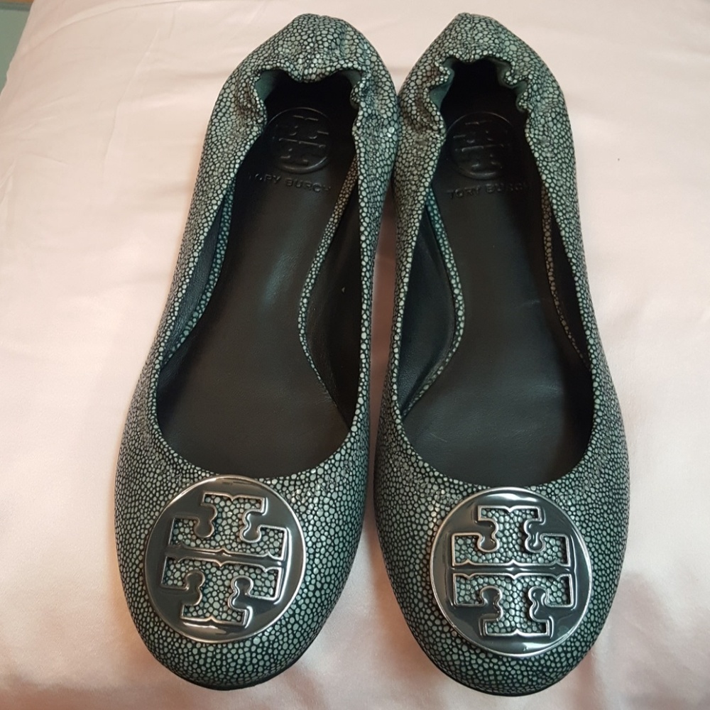 Never worn- Tory Burch Flats